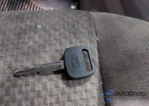 2006 Toyota Rav4 Base V6 from USA, damaged, VIN JTMZK33V565000064